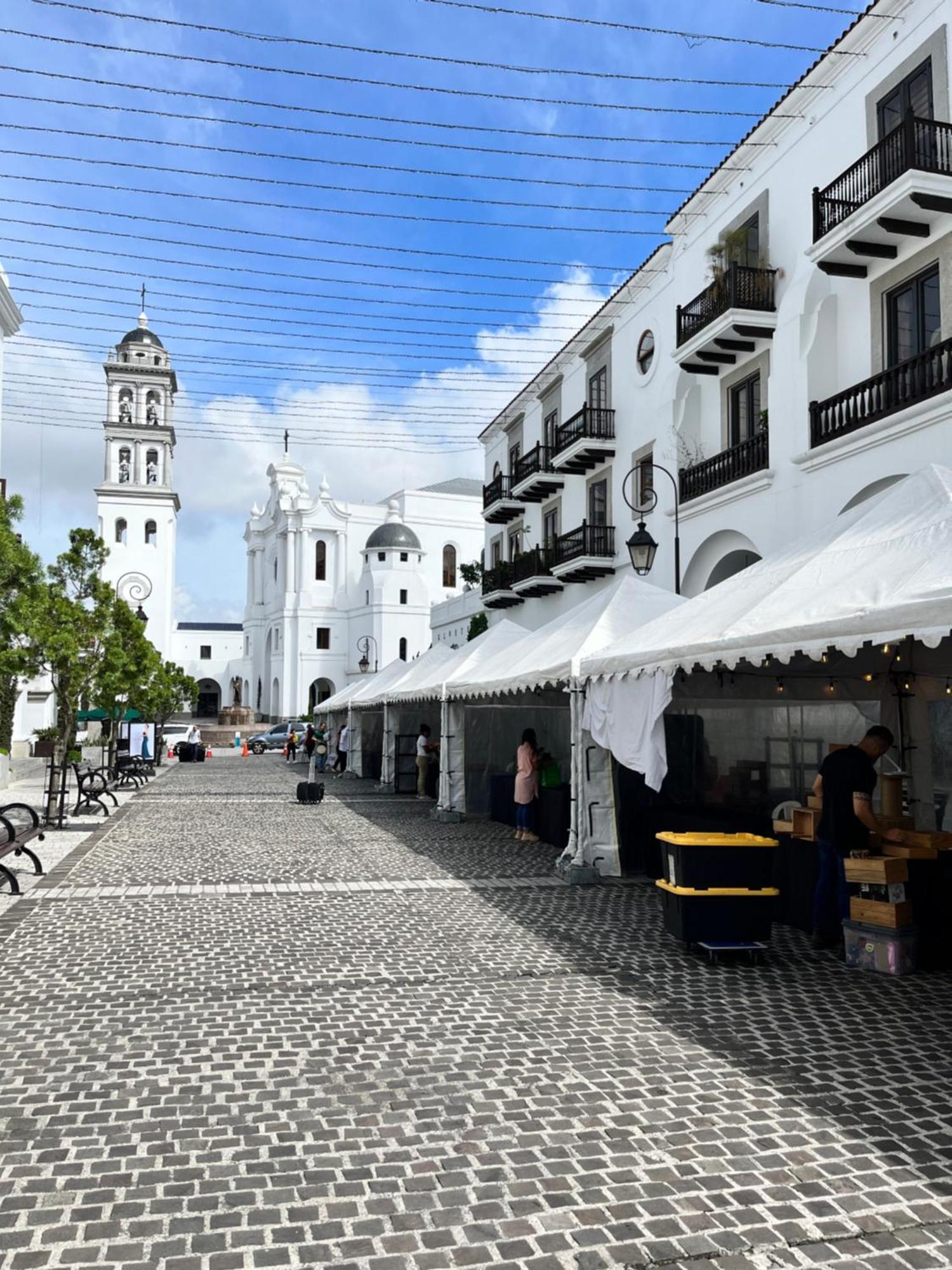 Encanto Cayala, Apartamento Moderno A Minutos Caminando De Embajada Usa Y Paseo Cayala Guatemala City Exteriör bild